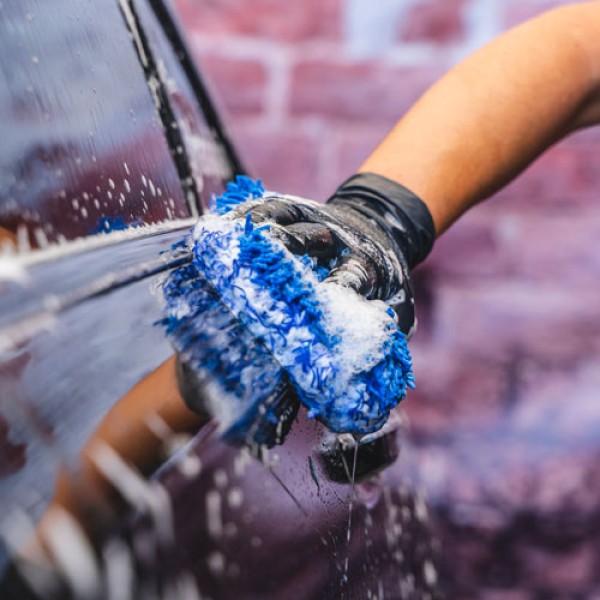 Maniac Line Black Wrap Shampoo — шампунь для чорних авто, матових і плівкових покриттів