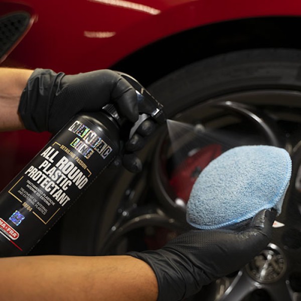 Maniac Line Plastic Protectant — засіб для відновлення пластику 500 мл