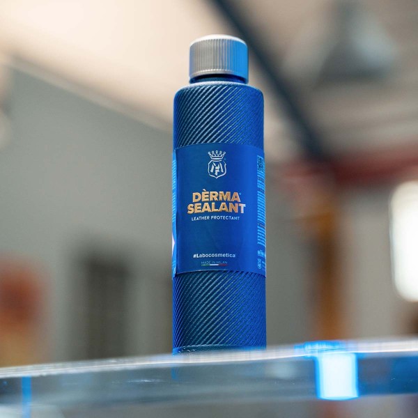 Labocosmetica DERMA SEALANT 250 мл — професійне захисне покриття для шкіри авто